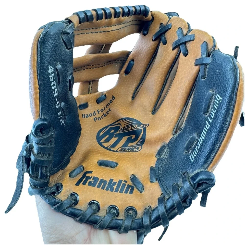 Franklin 4609 9 1/2 Youth RTP Baseball Glove Fits Left Hand 9.5 inch Black Brown